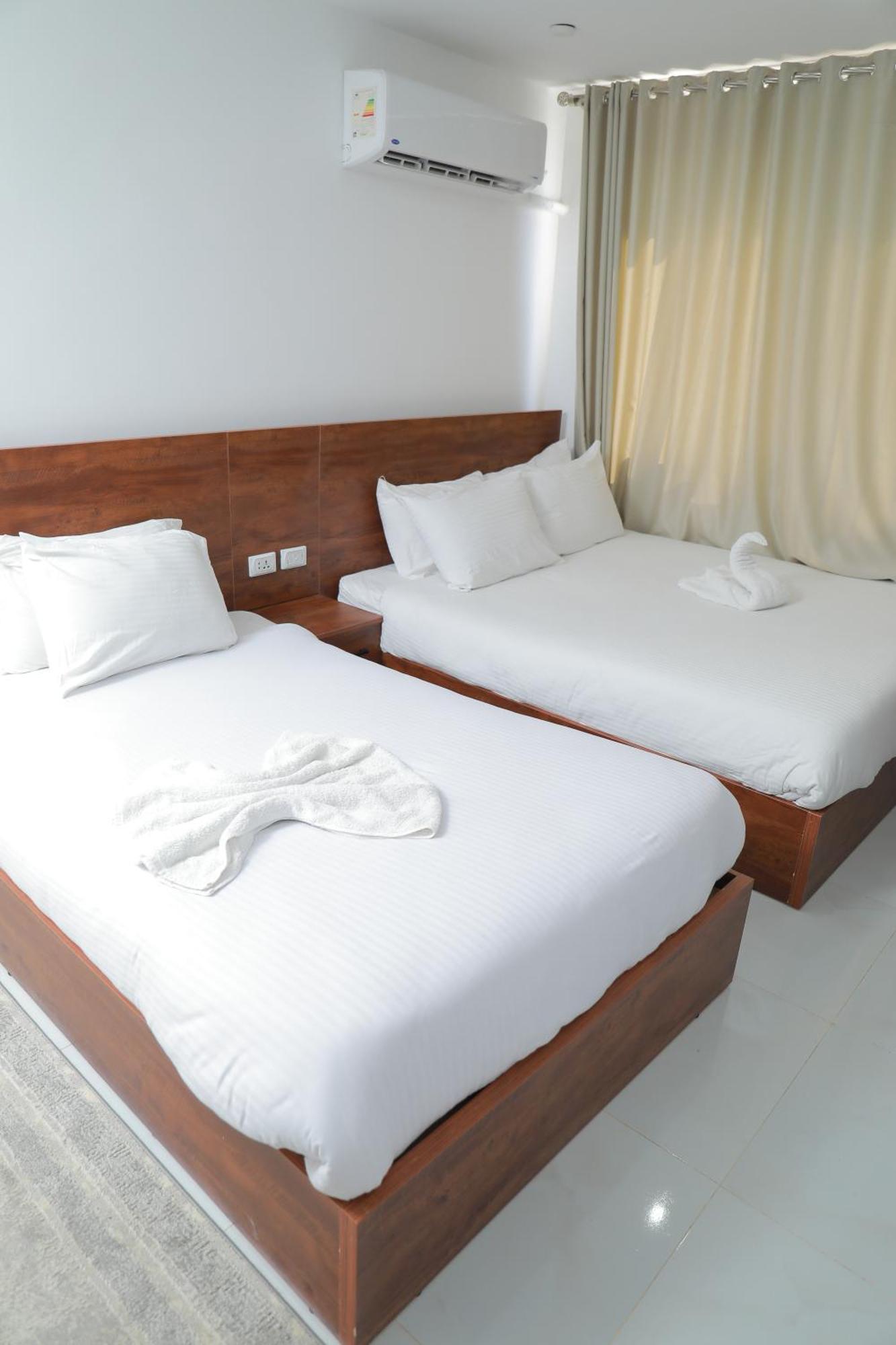 Prince Pyramids Inn Kafrat al Jabal Exterior photo