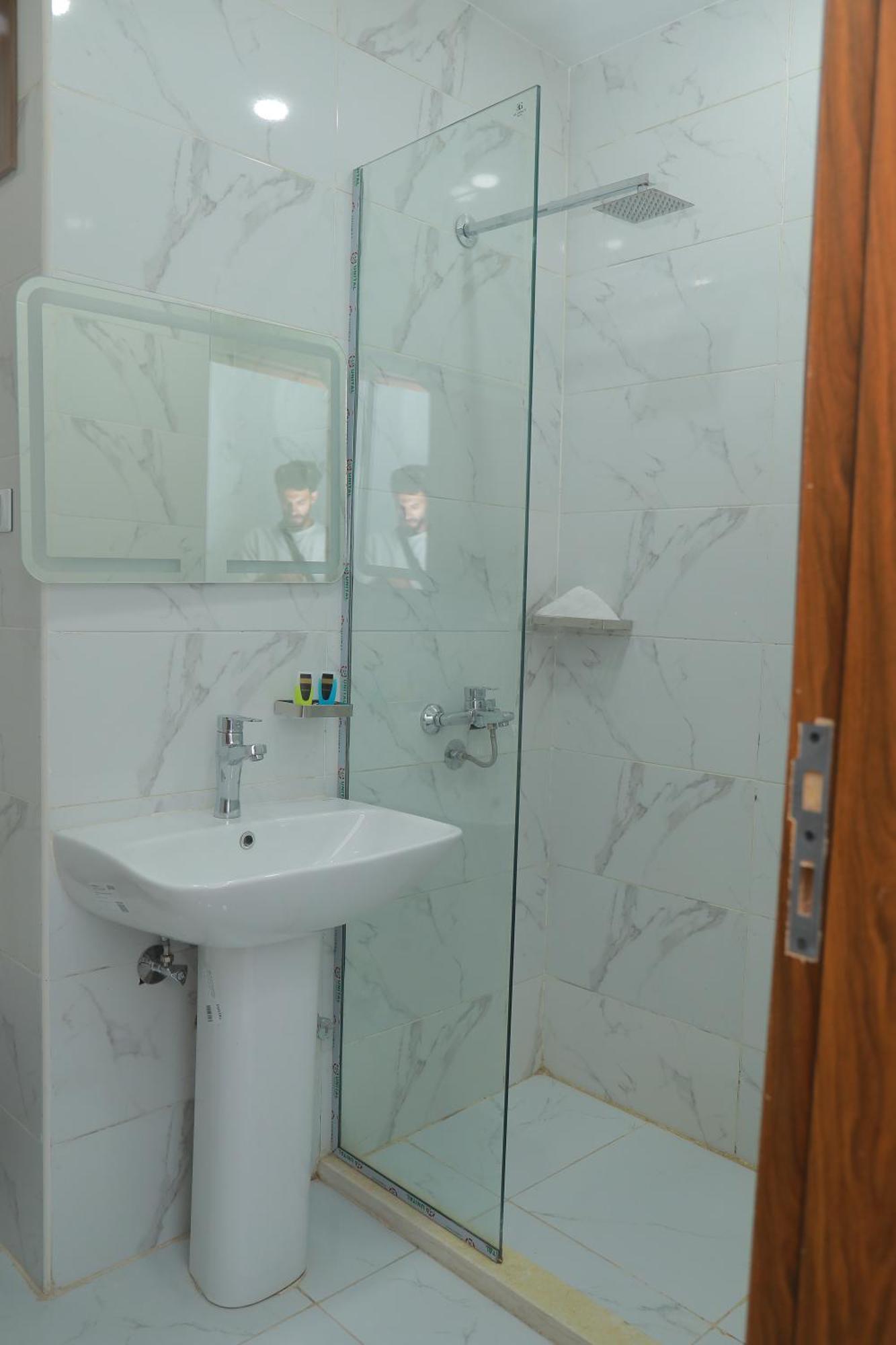 Prince Pyramids Inn Kafrat al Jabal Exterior photo